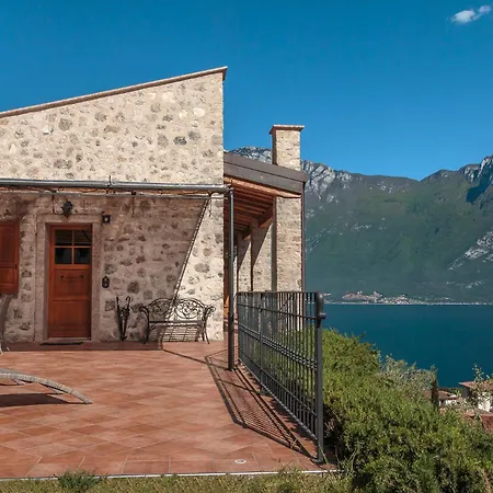 Nyaraló Limone *